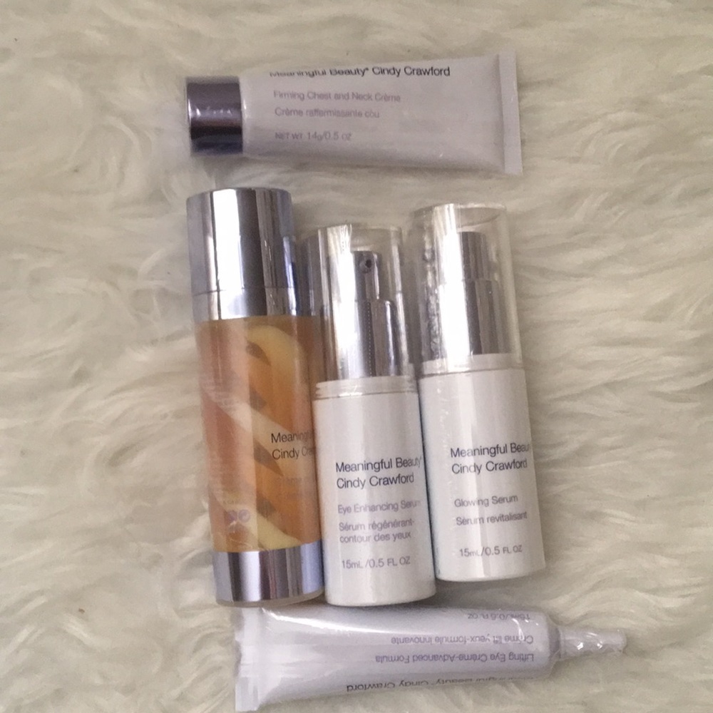 5 pcs. Meaningful Beauty by Cindy Crawford